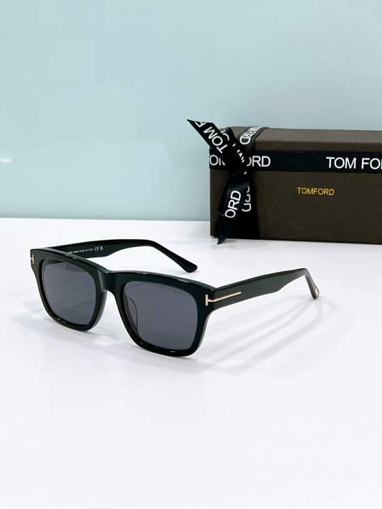 Picture of Tom Ford Sunglasses _SKUfw80537615fw